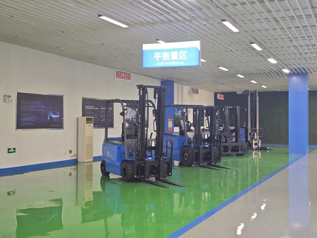 رافعة شوكية كهربائية صغيرة بعمر تشغيلي طويل: الحل الأمثل لـ المصانع